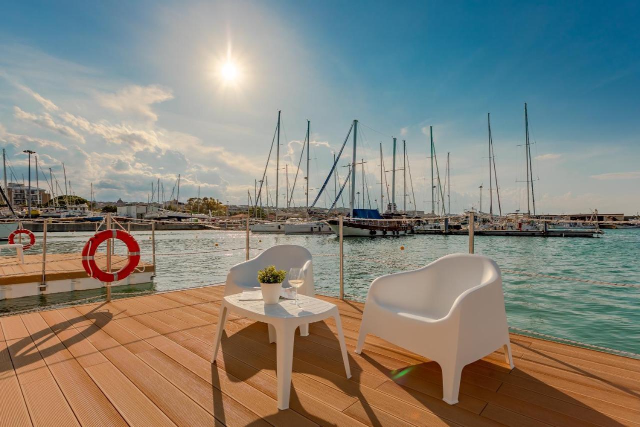 Aqua Resort Giulianova - Houseboat Experience מראה חיצוני תמונה